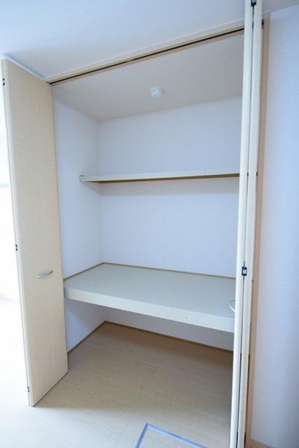 HITOMI　DORMITORY（109） 収納
