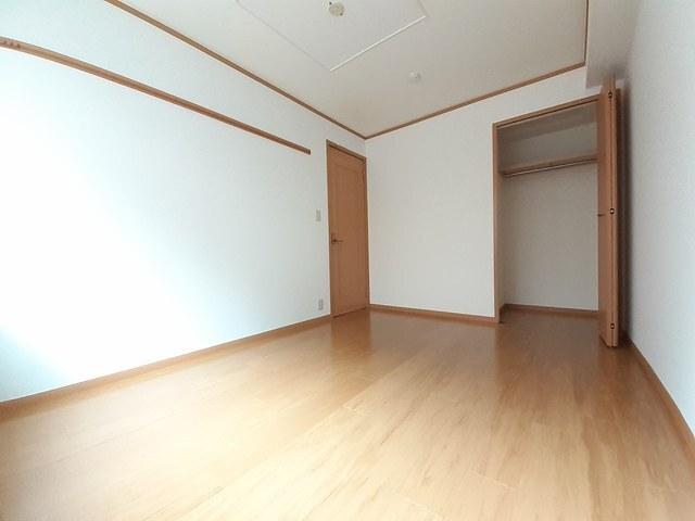 カモミールⅢ　Ａ（102） 室内