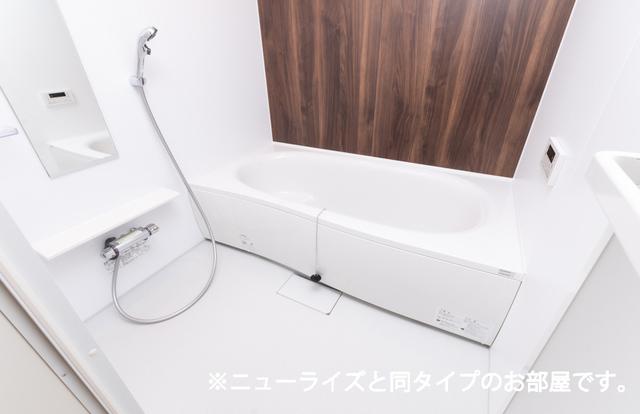 サニーフラット黒岡Ａ棟（102） バス／シャワー
