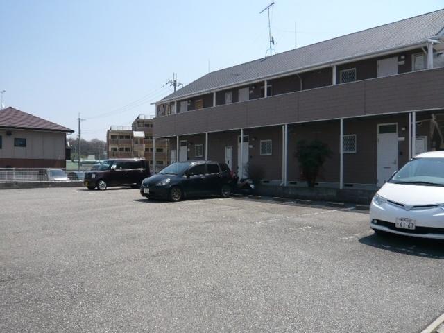 グリーンコーポラス A棟 駐車場