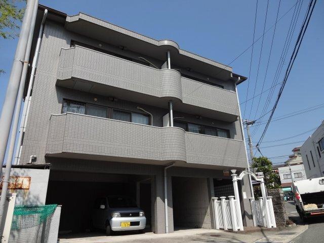 三田駅より徒歩6分 築33年10ヶ月 3階建の賃貸物件