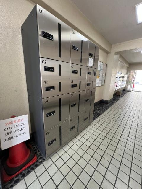 宅配ボックス