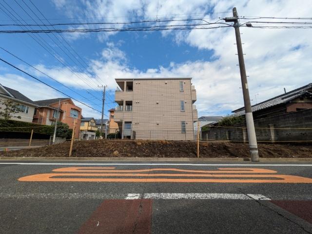 間口が広くシンボリックな外観の建物が期待できます
