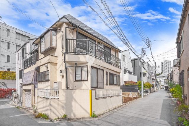 対象地は古屋と更地全てです