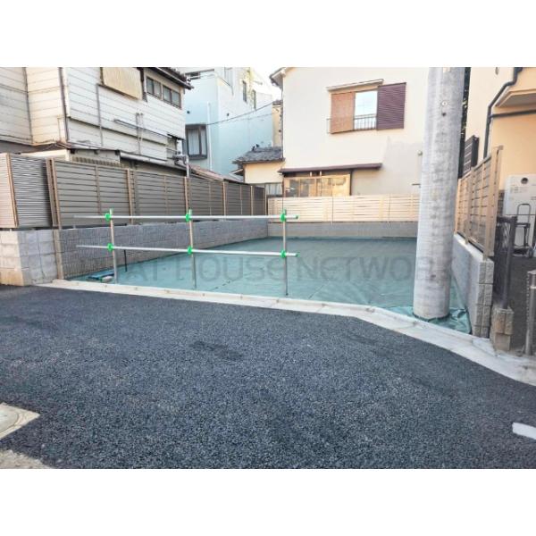 東京都文京区本駒込３丁目
