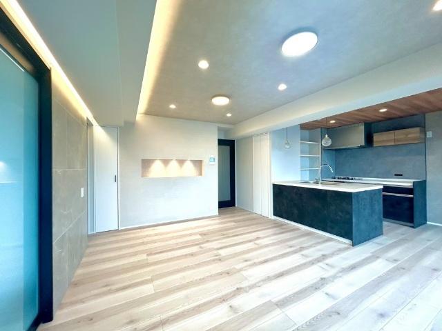 朝日白金台マンション リビング