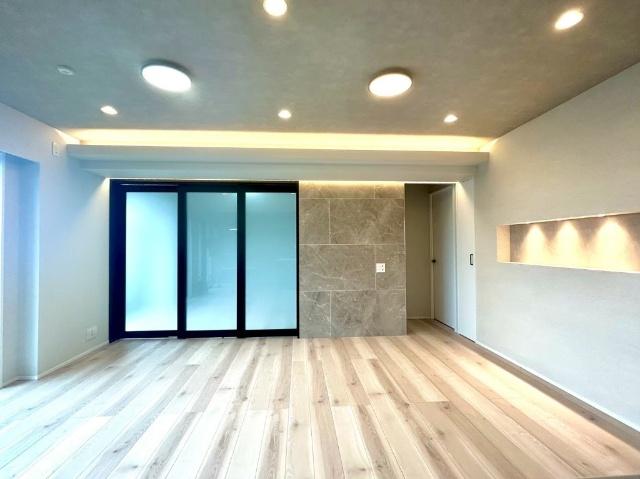 朝日白金台マンション リビング