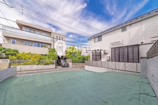 中央町売地＿閑静でスッキリとした街区・学芸大学駅と祐天寺駅両 前面道路含む現地写真