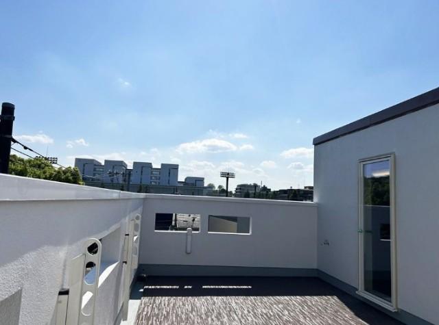 世田谷区深沢＿戸建て バルコニー