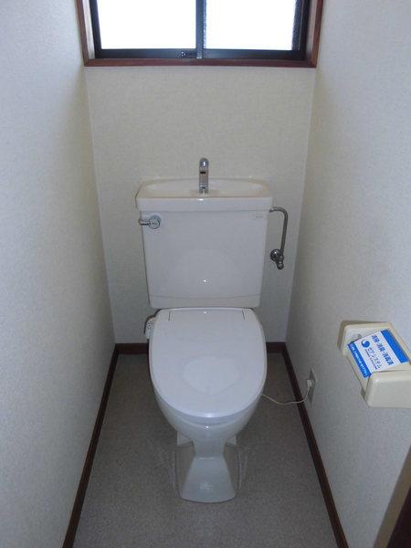 ヴァンヴェール(小名浜南君ケ塚町)（1-C） トイレ