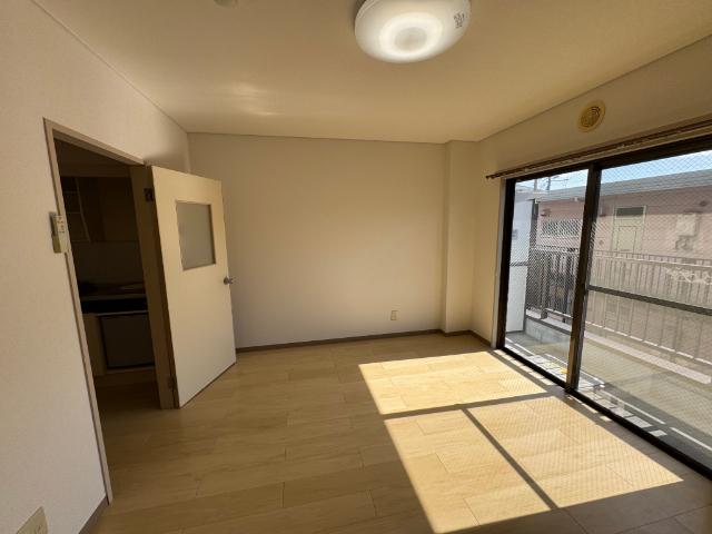 みやたマンション（泉玉露6丁目）（205） 室内