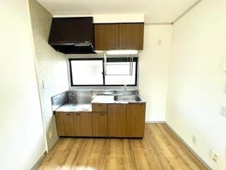 ドミールＫA棟（小名浜君ヶ塚町）（102） キッチン