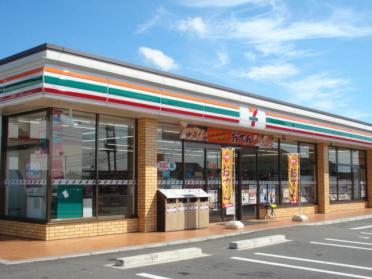 セブンイレブン小牧藤島町店：417m