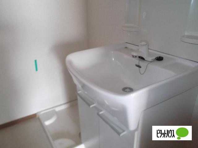 ロイヤルガーデン北屋敷Ⅱ（203） 部屋画像