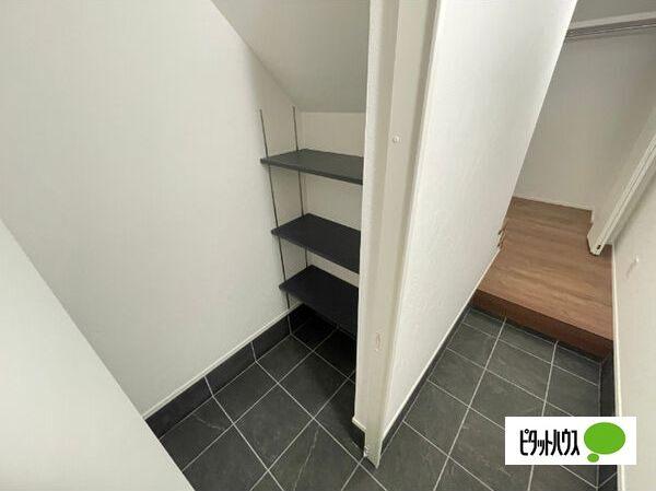 Garage d`Arte（B） 部屋画像