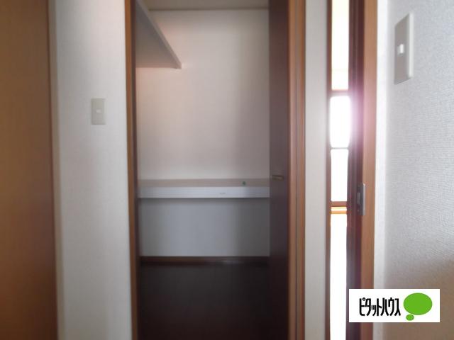 ロイヤルガーデン北屋敷Ⅱ（203） 部屋画像