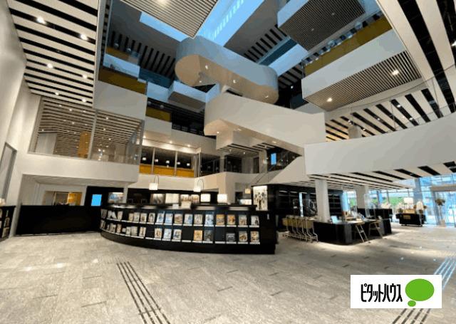 小牧市中央図書館：1023m