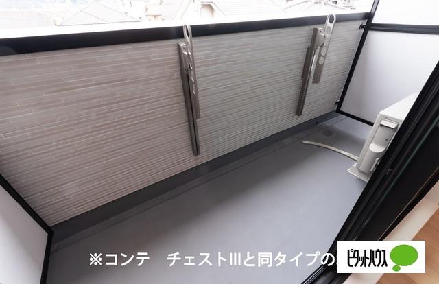 ヒカルサ　小牧田県ウエスト（303） バルコニー