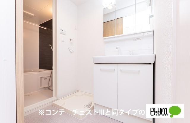 ヒカルサ　小牧田県ウエスト（105） 洗面