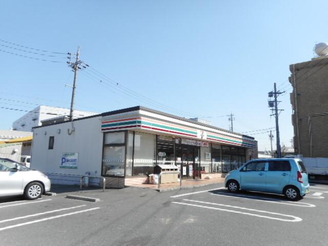 セブンイレブン　小木１丁目店：400m