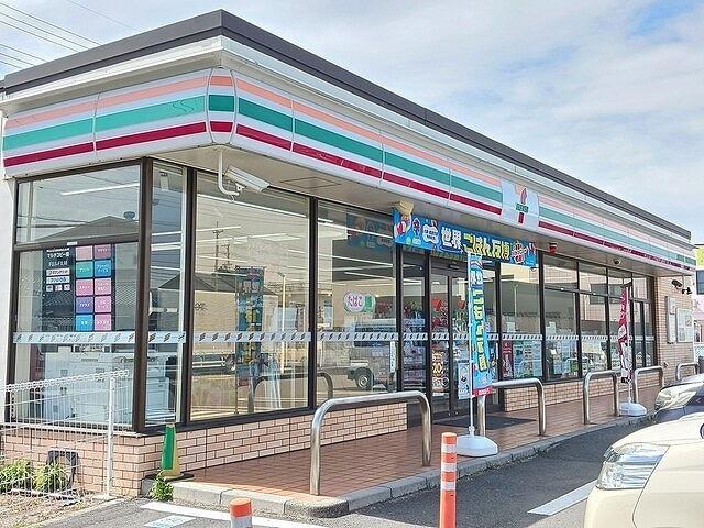 セブンイレブン  小木３丁目店：280m