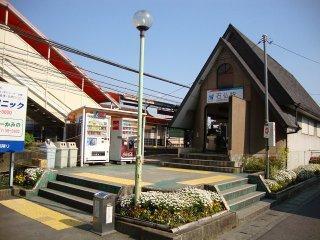 石仏駅(名鉄　犬山線)：588m