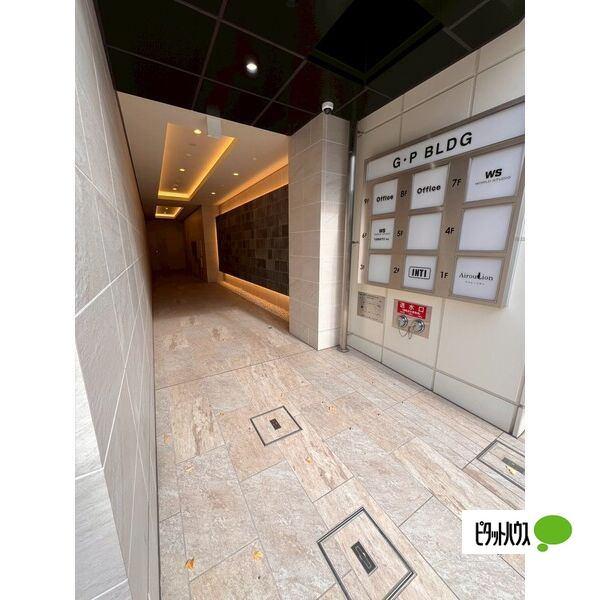 G・P BLDG（5F） エントランス