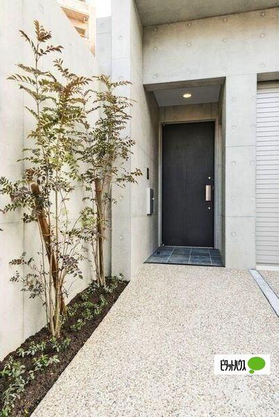 LIBERTA CASA（1） エントランス