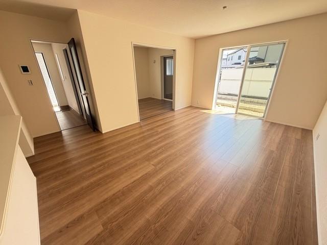 Livele Garden.S 小牧市藤島町第二 2号棟 リビング