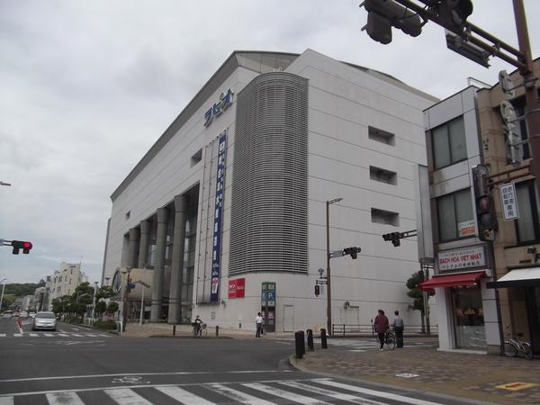 スーパー