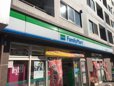 ファミリーマート幕張本郷七丁目店：340m