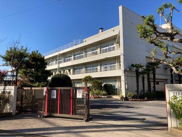 市川市立平田小学校：595m