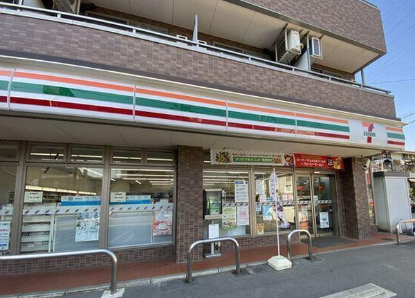 セブンイレブン市川中国分3丁目店：722m