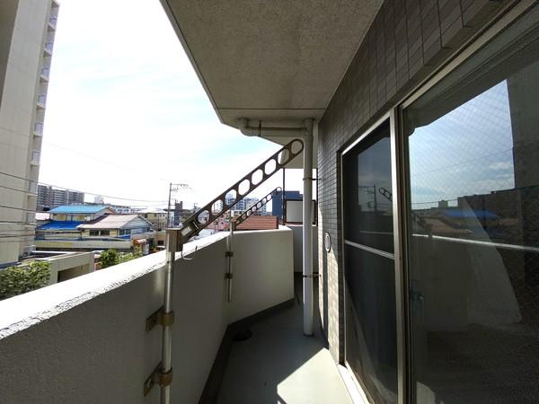 ニューイーストタワー船橋本町 バルコニー