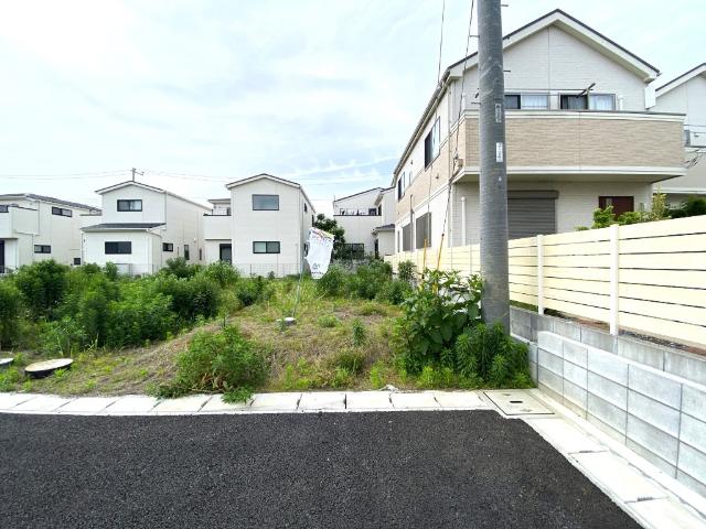 建築条件付き売地です