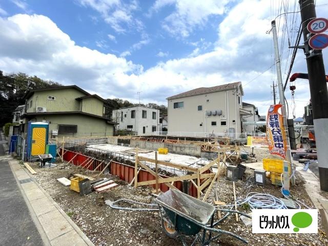 現在建築中です