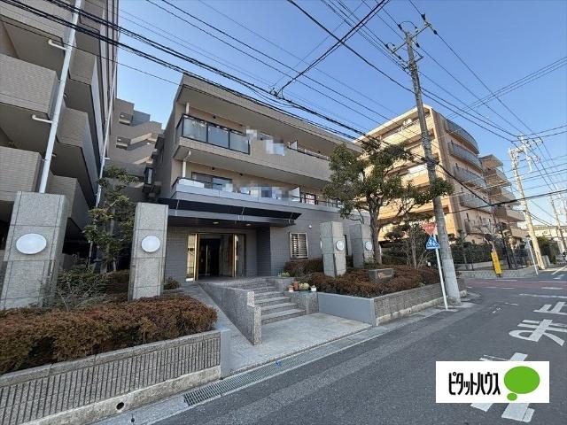 エントランスです
