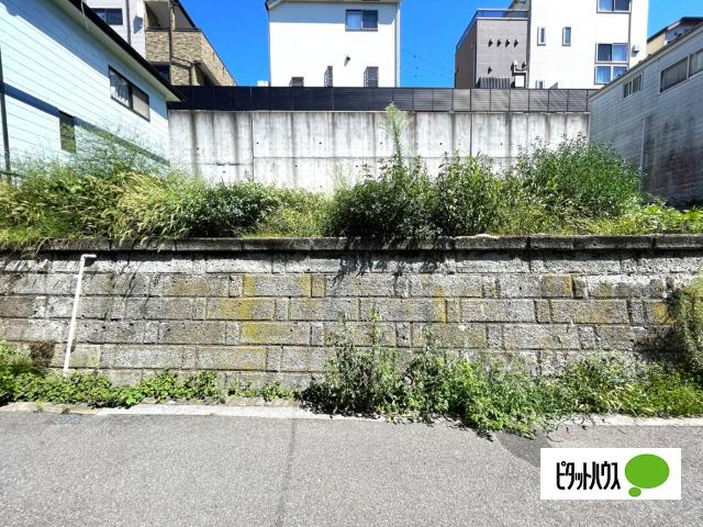 建築条件はありません