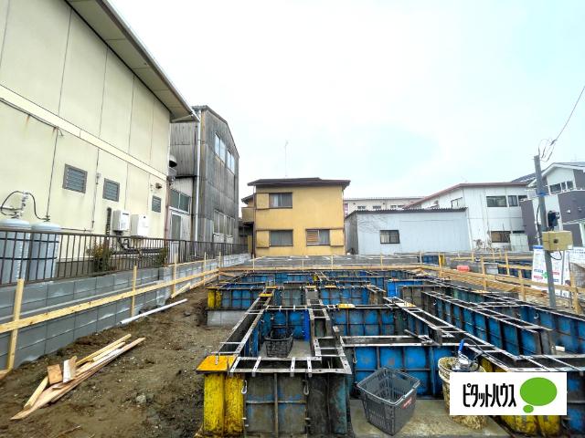 現在建築中です