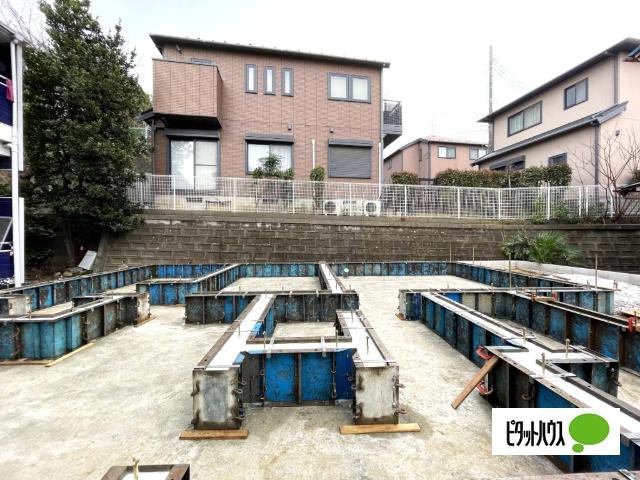 現在建築中です