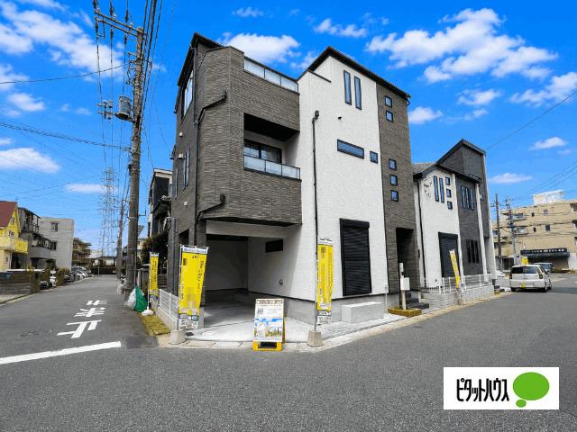全２棟／Ａ号棟　前面道路６ｍで車の出し入れ楽々 外観