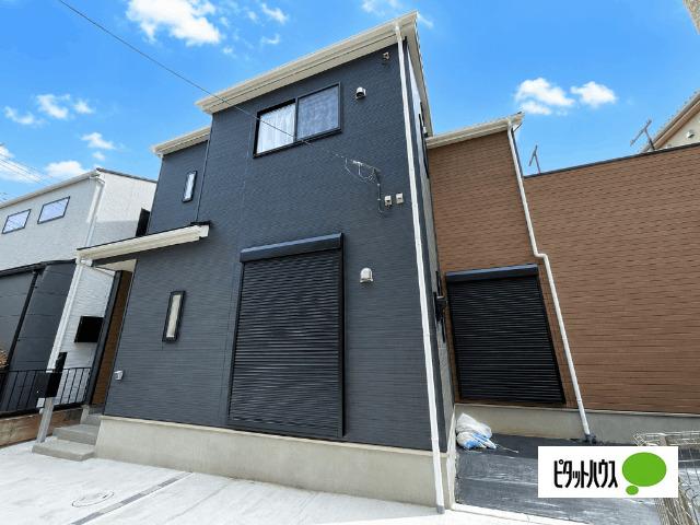 全１棟現場　多目的に活用できるグルニエ付き 外観