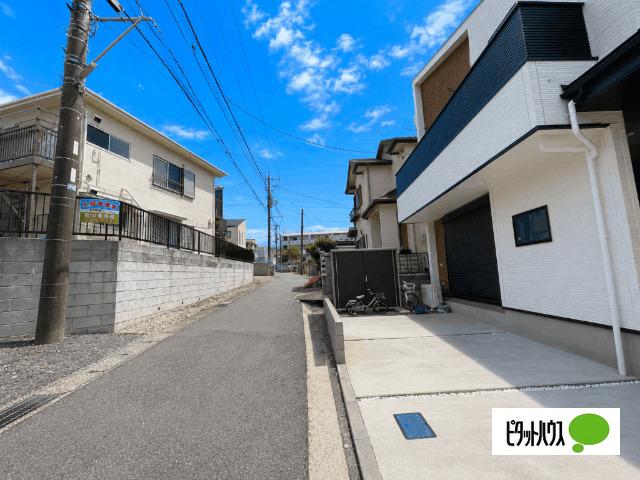 全１棟現場　多目的に活用できるグルニエ付き その他