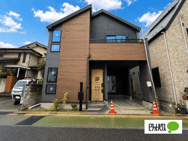 現在建築中です