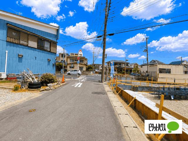 全２棟／Ａ号棟　三方角地の立地 その他