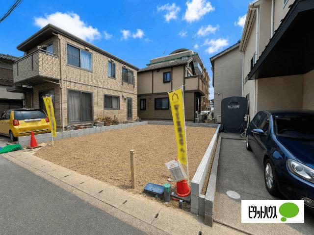 全１棟現場　キッチン横に嬉しいパントリー付き 外観