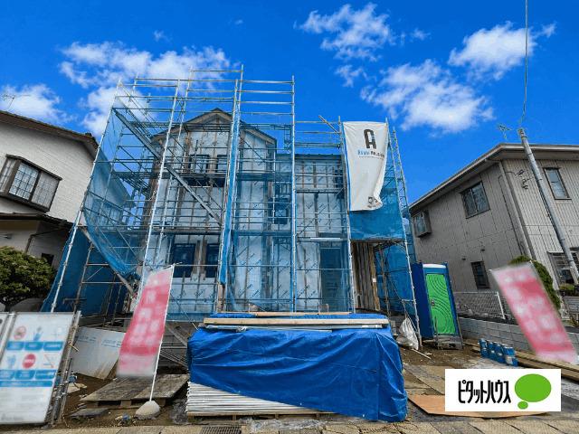 全１棟現場　キッチン横に嬉しいパントリー付き 外観