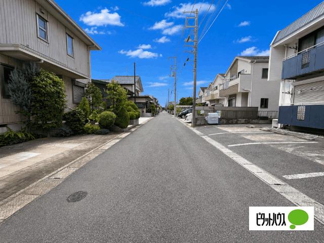 全１棟現場　キッチン横に嬉しいパントリー付き その他