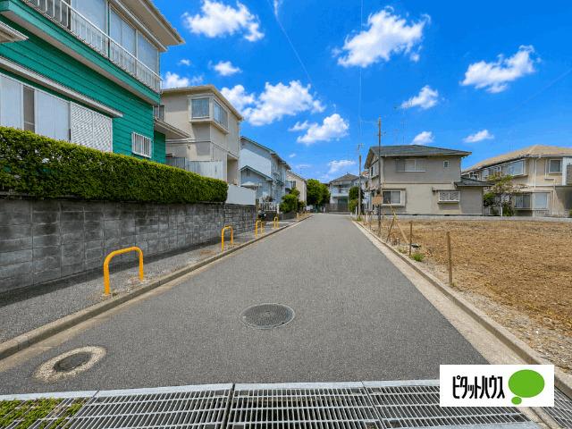 全２棟／Ｂ号棟　キッチン横に嬉しいパントリー付き その他
