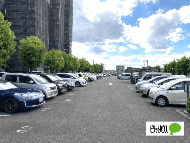 サンライトパストラル壱番街Ａ棟 駐車場